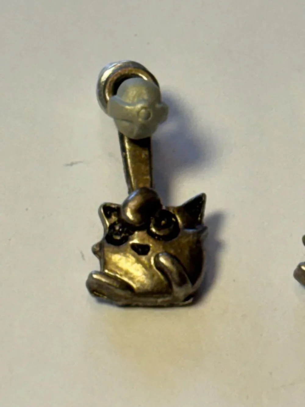 Vintage Nintendo Silver Tone Metal Pokéball Drop Pokémon Jigglypuff Earrings